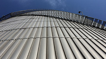 Kaksi öljyvarastoa ja kahdeksan säiliötä Porissa